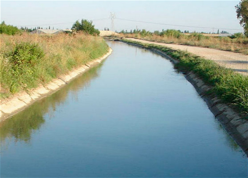 39 yaşlı kişi kanalda batdı