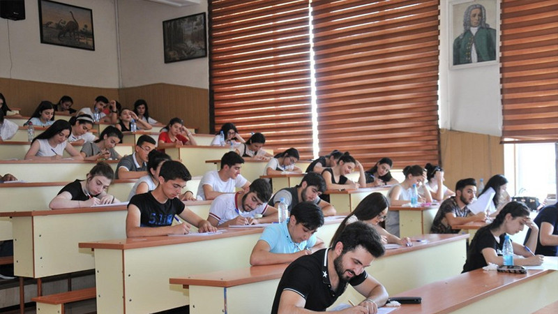 Paytaxtdakı ali təhsil müəssisələri distant təhsilə keçir - RƏSMİ