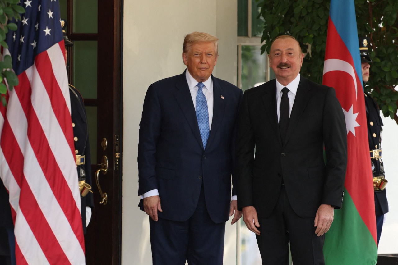 Tramp Hikmət Hacıyevin müsahibəsini paylaşdı - FOTO