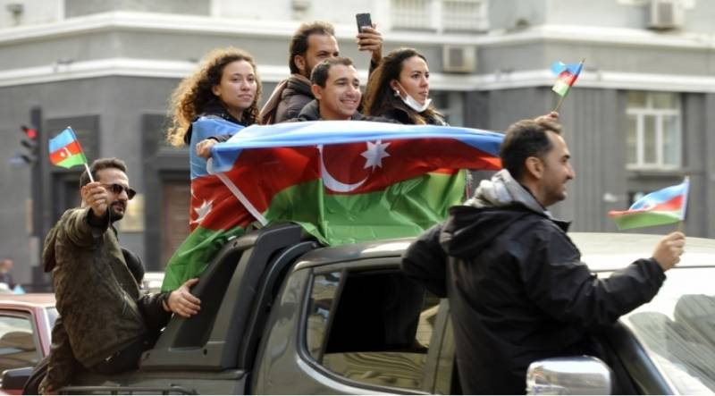 Azərbaycançılıq ideyası ön planda - Milli ruh yaşadılır