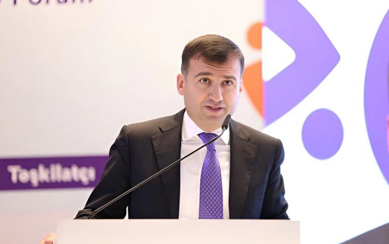 Müşavir vəzifəsindən çıxdı, şöbə müdiri oldu&nbsp;