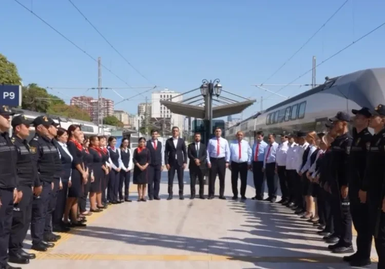 ADY-nin vağzal və stansiyalarda 1 dəqiqəlik sükut