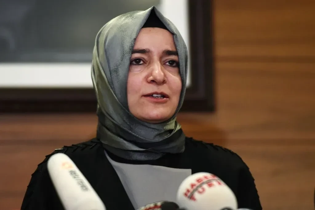 Ərdoğanın müavini istefa verdi&nbsp;