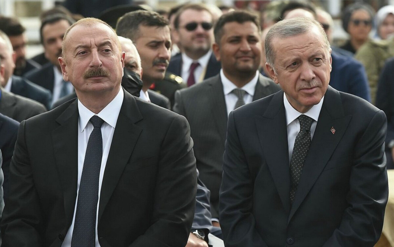 Ərdoğan Əliyevə zəng etdi