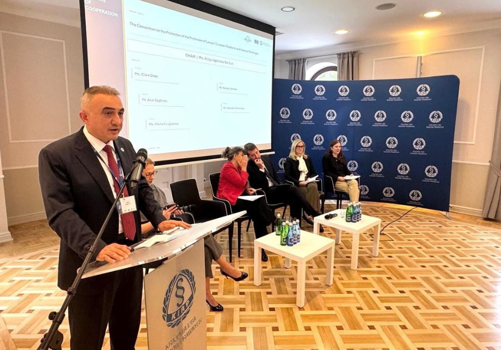Vəkillər Kollegiyasının nümayəndə heyəti Polşada beynəlxalq konfransda iştirak etdi - FOTOLAR