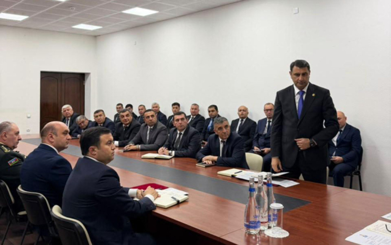 Yeni icra başçısı kollektivə təqdim olundu - Foto