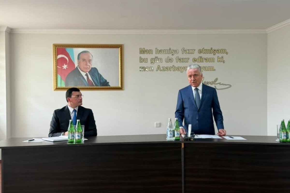 Yeni icra başçısı kollektivə təqdim edildi