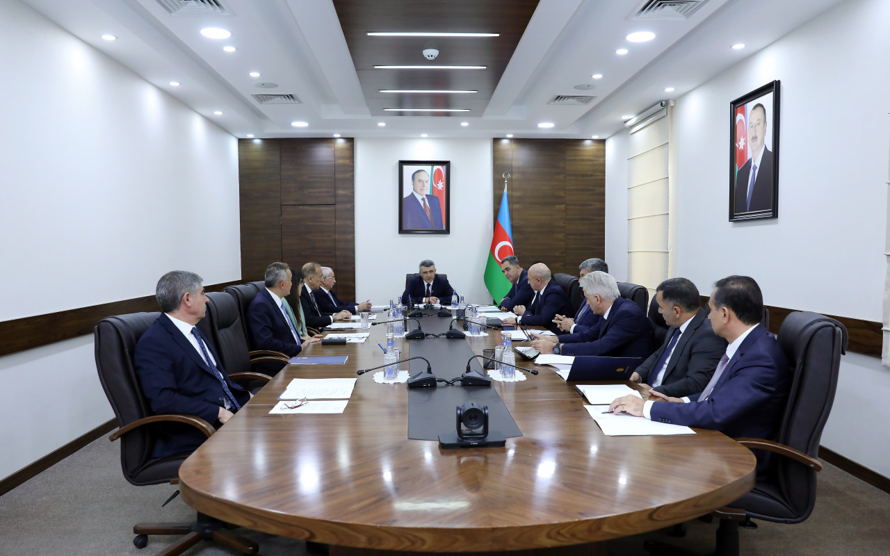 Məhkəmə-Hüquq Şurasının növbəti iclası keçirildi - FOTO