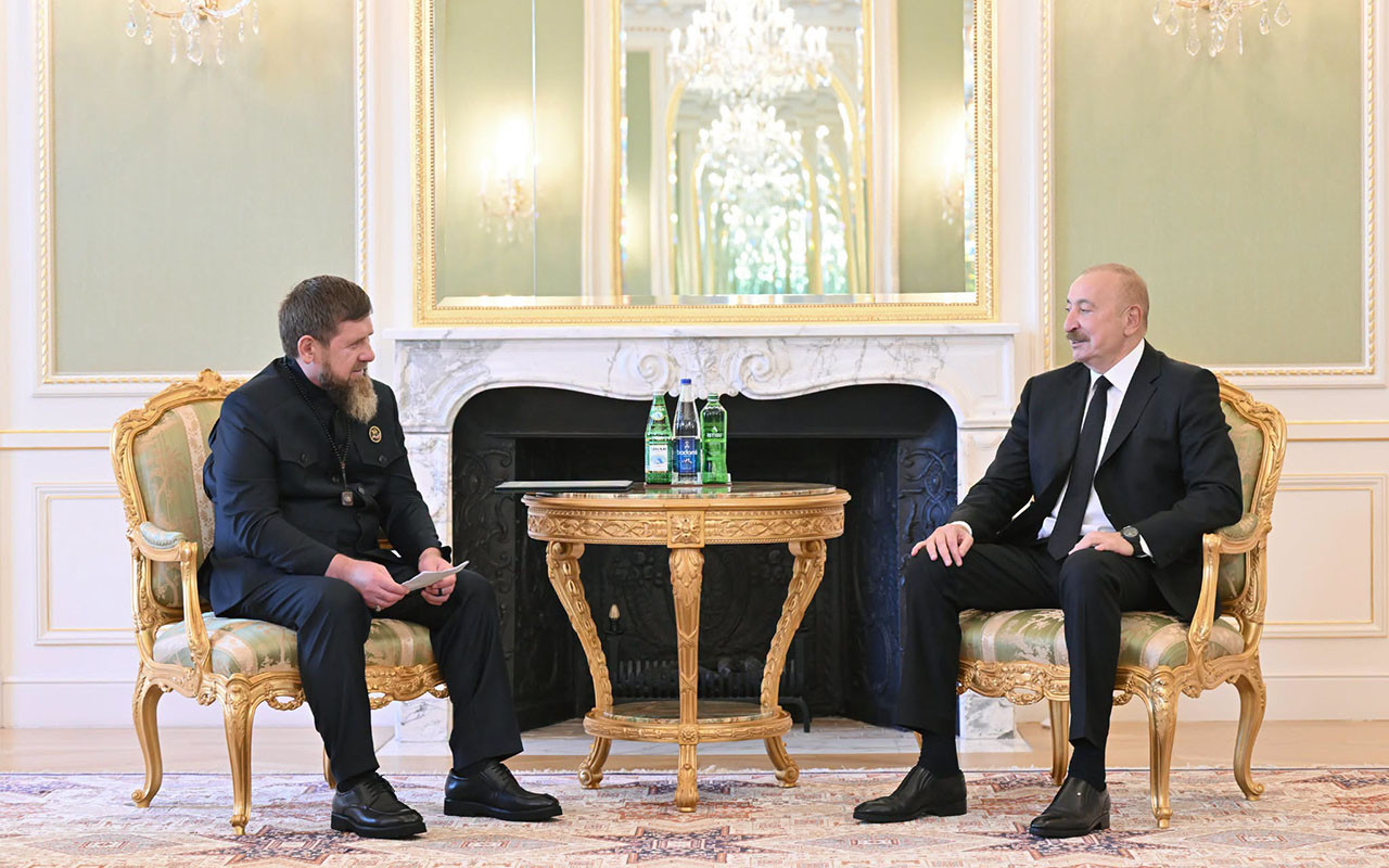 İlham Əliyev Kadırovu qəbul etdi - FOTOLAR