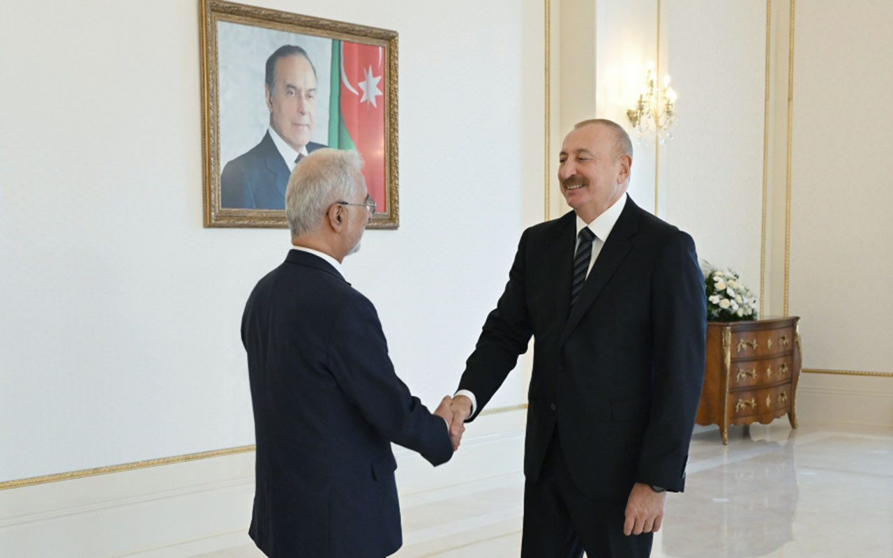 İlham Əliyev İranın daxili işlər nazirini qəbul etdi - FOTOLAR