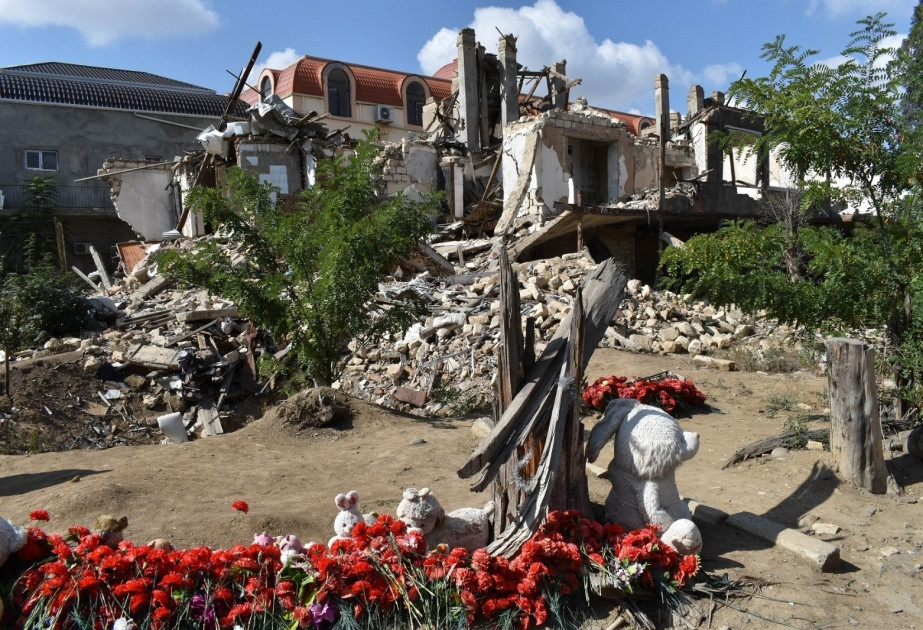 Ermənistanın Gəncədə törətdiyi növbəti terrordan 6 il ötür