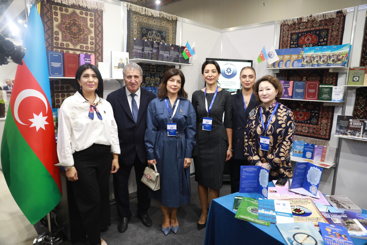 Ombudsman XII Bakı Beynəlxalq Kitab Sərgisinin açılış mərasimində iştirak etdi - FOTOLAR