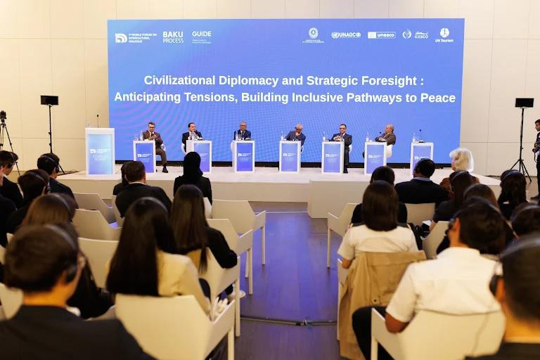 Forum çərçivəsində plenar sessiya keçirildi - FOTOLAR