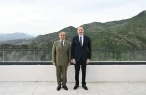 İlham Əliyev Şahbaz Şəriflə Laçında nahar masasında - FOTOLAR