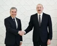 İlham Əliyev Qurbanqulu Berdiməhəmmədov ilə görüşdü