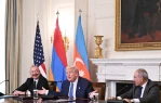 Prezidentin Trampla görüşündən UNİKAL KADRLAR