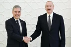Qurbanqulu Berdiməhəmmədov İlham Əliyevi təbrik etdi