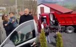 Prezident balaca Ayazın ailəsinə “Kamaz” hədiyyə etdi - VİDEO