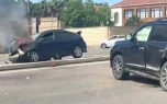 “Land Cruiser”lə toqquşan “Prius” alovlandı - ANBAAN VİDEO