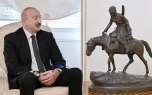 İlham Əliyev iş kabinetindəki yeganə heykəldən danışdı