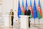 İlham Əliyev və Lyayen mətbuata bəyanatlarla çıxış etdilər - FOTOLAR -&nbsp;YENİLƏNİB