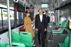 Prezident Naxçıvanda yeni elektrik avtobuslarına baxdı - FOTOLAR - YENİLƏNİB