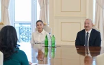 Prezident və xanımı onlarla görüşdü - FOTOLAR
