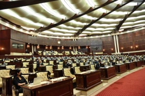 Milli Məclisin növbəti  iclası başladı
