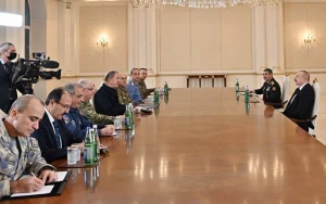 Prezident Hulusi Akarı qəbul etdi