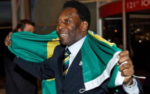 Pele Braziliya millisinin oyununu xəstəxanada izləyəcək: DÇ-2022
