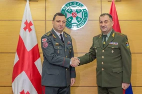Ermənistanın Baş Qərargah rəisi Gürcüstana səfər etdi