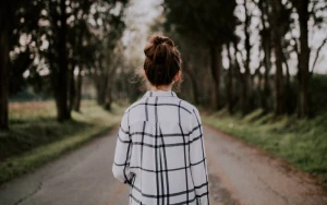 Bakıda 14 yaşlı qız itkin düşdü