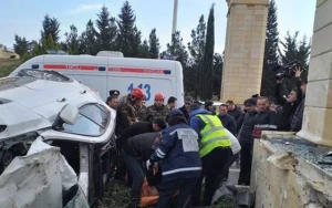 Azərbaycanda maşın bazara girdi - Ölən və yaralananlar var