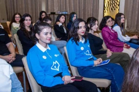 Jurnalistika tələbələri üçün seminar keçirildi - FOTOLAR