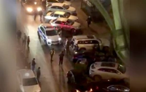 Bakıda “pub”da KÜTLƏVİ DAVA: Baş rejissor və daha 2 nəfər tutuldu - VİDEO