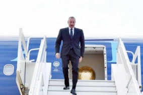İlham Əliyev Rumıniyaya işgüzar səfərə getdi