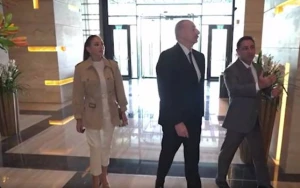 İlham Əliyevlə xanımı hotel açılışına qatıldı - VİDEO