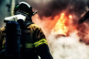 Biləsuvarda yanğın zamanı ölən qadın vəzifəli şəxsin anası imiş