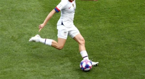 17 yaşlı futbolçu qəflətən öldü - FOTOLAR