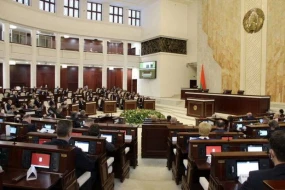 Belarusda parlamentin səlahiyyət müddəti ARTIRILDI