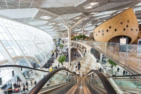 Bakı aeroportunda Banqladeş vətəndaşı 20 pasportla saxlanıldı