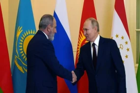 Putin Paşinyanla görüş keçirir