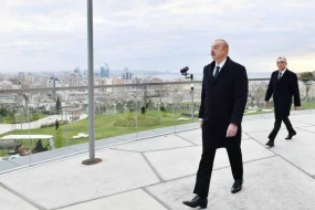 İlham Əliyev Bakıda Mərkəzi Parkın ikinci hissəsinin açılışında - YENİLƏNDİ (FOTOLAR)