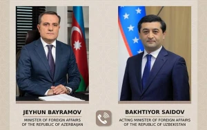 Ceyhun Bayramov Baxtiyor Saidovla telefonla danışdı