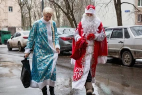 Şaxta baba və Qar qız qəzaya düşdü - FOTO