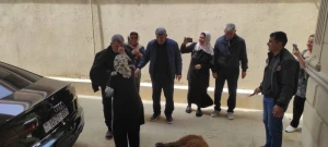 Ailəsinin Fazil Mustafanı qarşılama anı - VİDEO