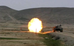 Tank bölmələrinin döyüş hazırlığı artırılır - FOTOLAR
