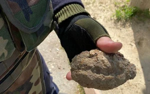 Bakıda küçədə əl qumbarası tapıldı - VİDEO