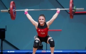 Türk atlet qələbəsini Azərbaycana həsr etdi