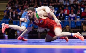 Hacı Əliyev Avropa çempionatında yarımfinala yüksəldi